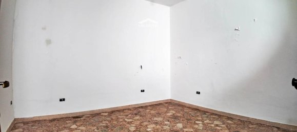 Casa de 8 habitaciónes en Trepuzzi, Italy No. 34482 20