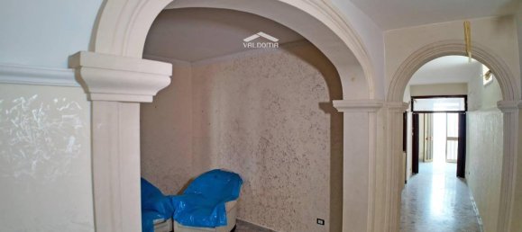 Casa de 8 habitaciónes en Trepuzzi, Italy No. 34482 7