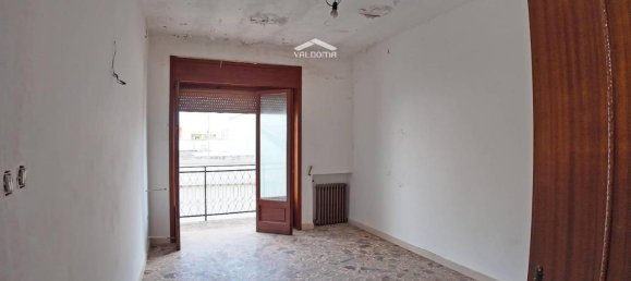 Casa de 8 habitaciónes en Trepuzzi, Italy No. 34482 22