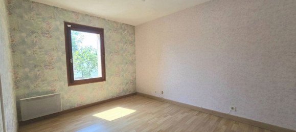 3 bedrooms House in Reze, France No. 323464 3