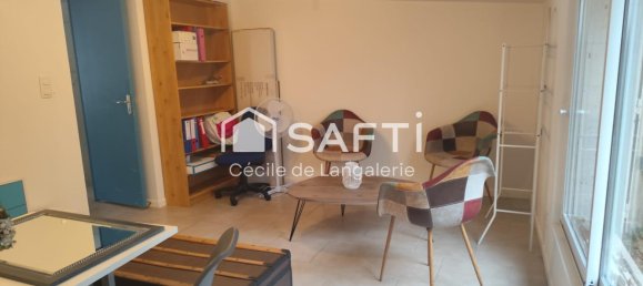 1 bedroom Building in Le Blanc, France No. 157089 4