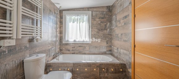 5 Schlafzimmer Villa in Marbella, Spain, Nr. 101295 25