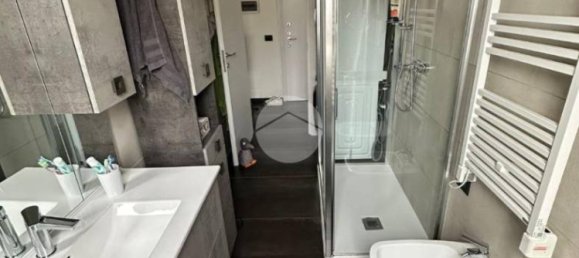 2غرفة شقة في Rho, Italy رقم 338753 20