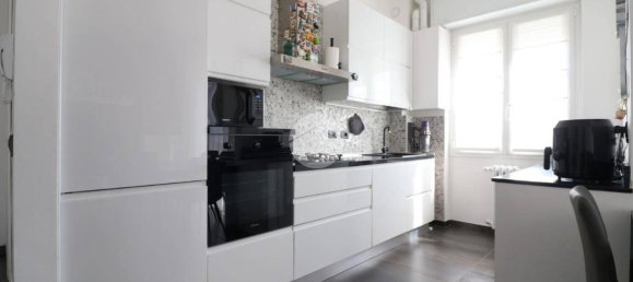 2غرفة شقة في Rho, Italy رقم 338753 12