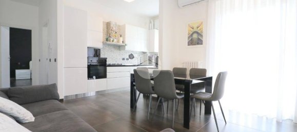 2غرفة شقة في Rho, Italy رقم 338753 6