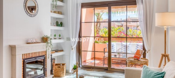 Apartamento de 2 dormitorios en Estepona, Spain No. 177862 4