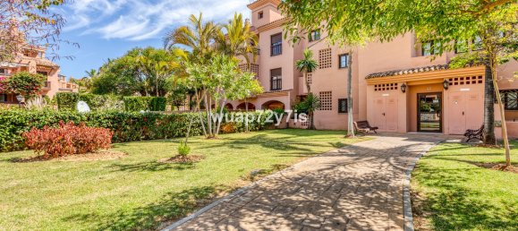 Apartamento de 2 dormitorios en Estepona, Spain No. 177862 48
