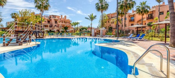 Apartamento de 2 dormitorios en Estepona, Spain No. 177862 40