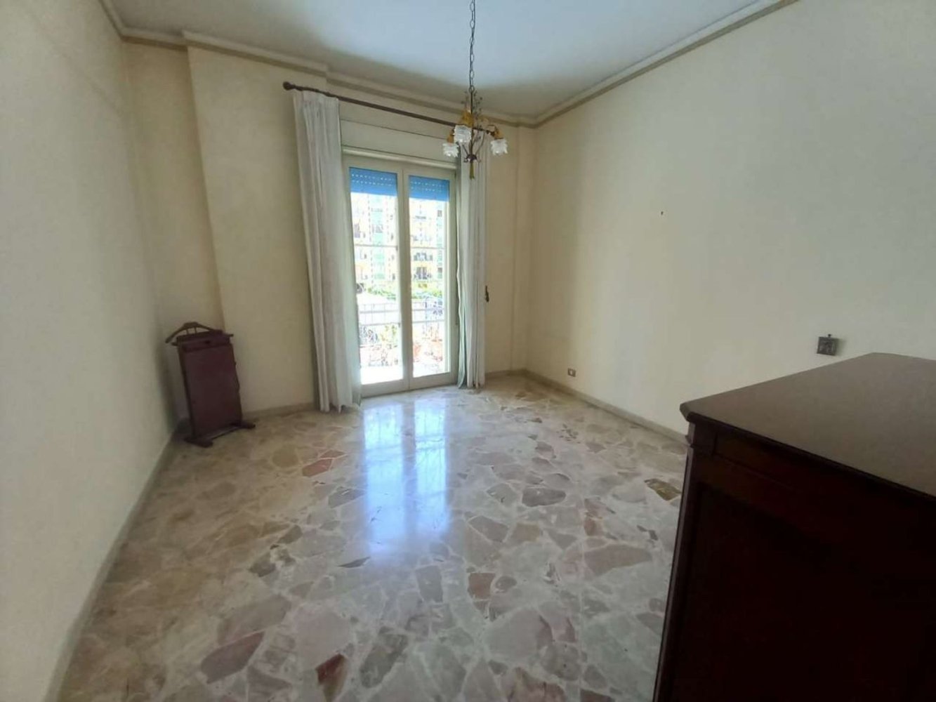 4 rooms Apartment in Palermo, Italy No. 42161
