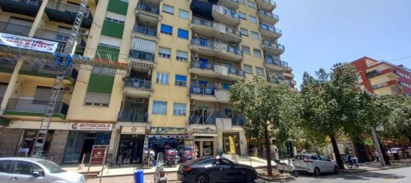 4 rooms Apartment in Palermo, Italy No. 42161 5