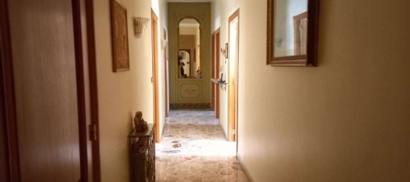 4 rooms Apartment in Palermo, Italy No. 42161 10