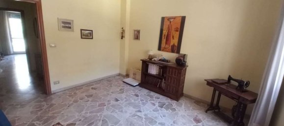 4 rooms Apartment in Palermo, Italy No. 42161 13