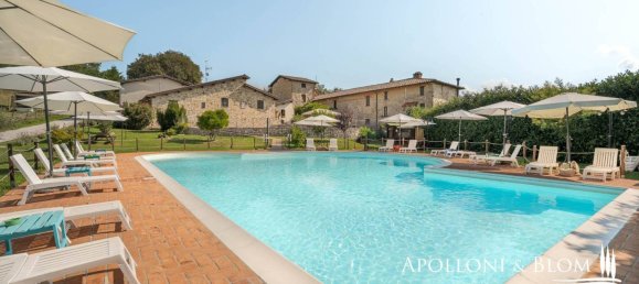 13 bedrooms House in Umbertide, Italy No. 357434 14