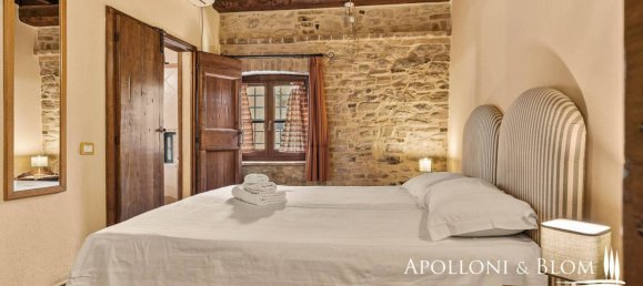 13 bedrooms House in Umbertide, Italy No. 357434 25