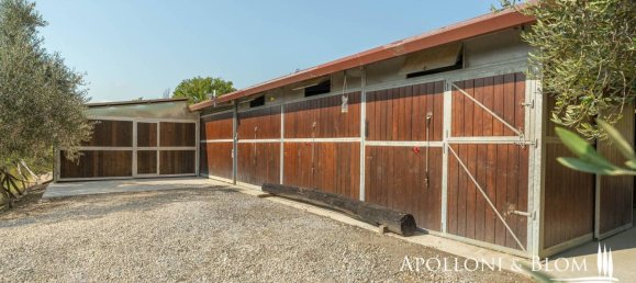 13 bedrooms House in Umbertide, Italy No. 357434 39