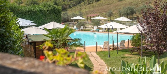 13 bedrooms House in Umbertide, Italy No. 357434 12