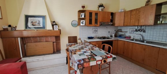6 rooms Apartment in Sant'Egidio alla Vibrata, Italy No. 289122 2