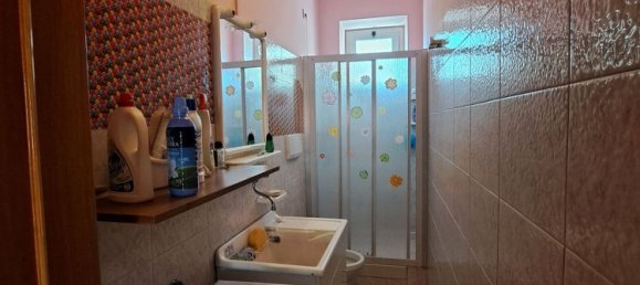 6 rooms Apartment in Sant'Egidio alla Vibrata, Italy No. 289122 7