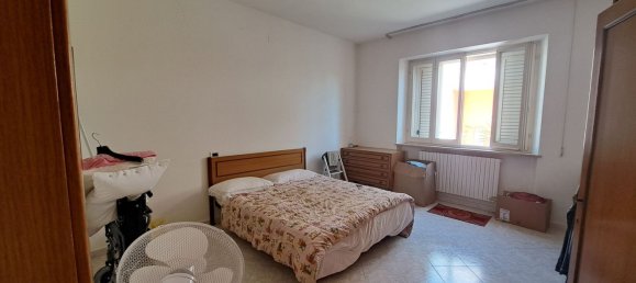 6 rooms Apartment in Sant'Egidio alla Vibrata, Italy No. 289122 5