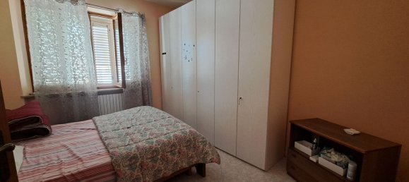 6 rooms Apartment in Sant'Egidio alla Vibrata, Italy No. 289122 8