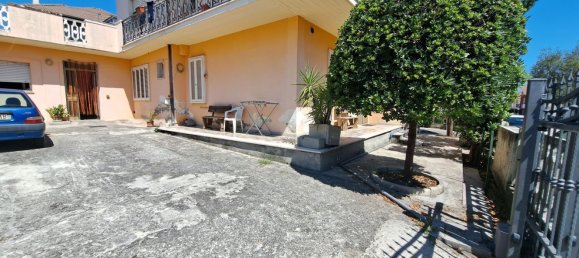 6 rooms Apartment in Sant'Egidio alla Vibrata, Italy No. 289122 9