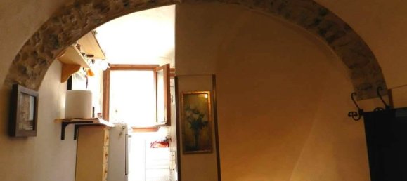 1 bedroom Apartment in Seborga, Italy No. 189469 2