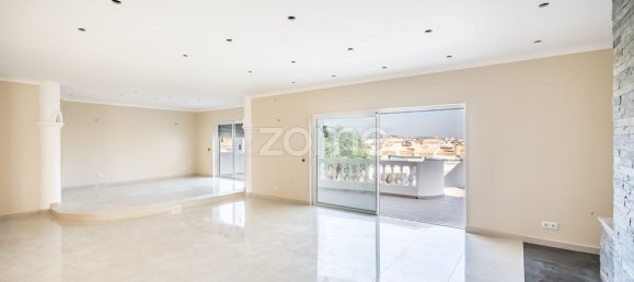 Дом с 4 спальнями в Лагуш, Португалия № 73392 45