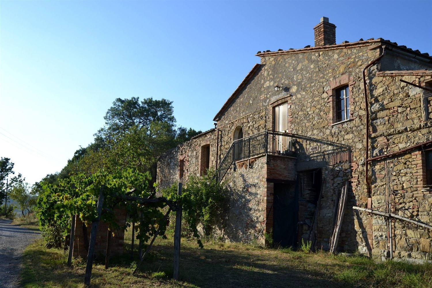Casa de 11 divisões em Castelnuovo di Val di Cecina, Italy N.º 115863