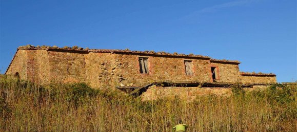 Casa de 11 divisões em Castelnuovo di Val di Cecina, Italy N.º 115863 9