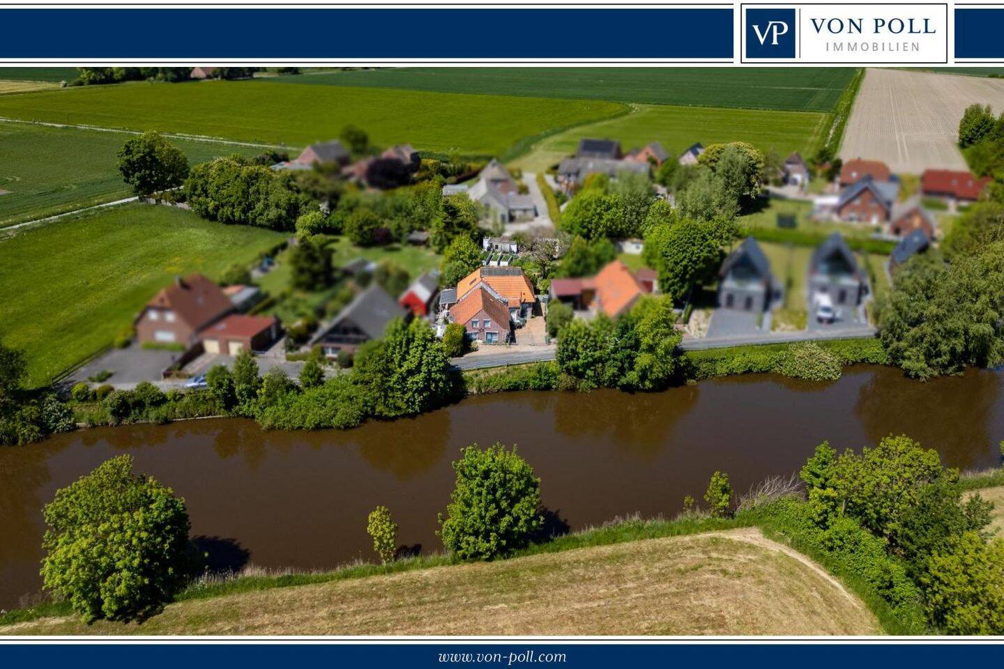 Adosado de 5 dormitorios en Wittmund, Germany No. 100554