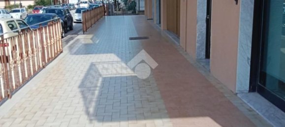 Propiedad comercial en Montemiletto, Italy 65 m² No. 381686 3