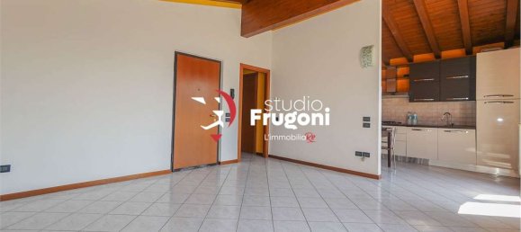 3 rooms Apartment in Bedizzole, Italy No. 4692 6