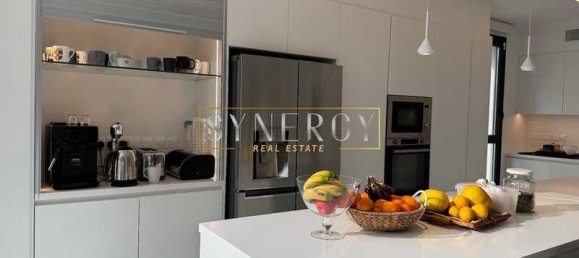 Propiedad comercial de 4 dormitorios en Kato Deftera, Cyprus No. 19732 2