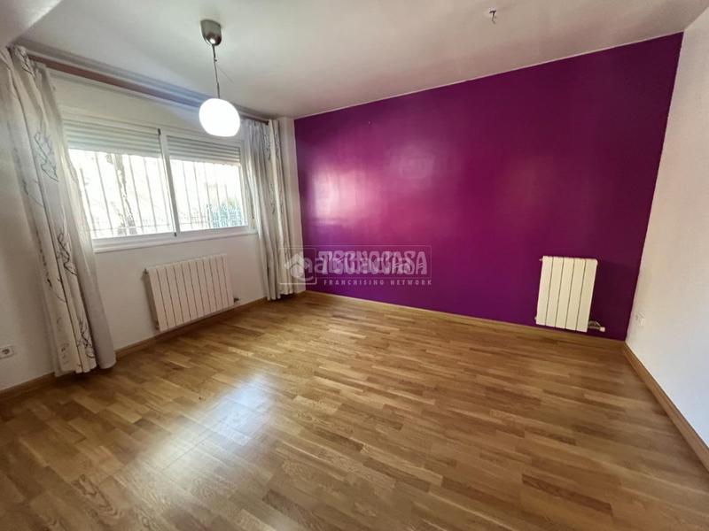 2 bedrooms Apartment in Zaragoza, Spain No. 199579