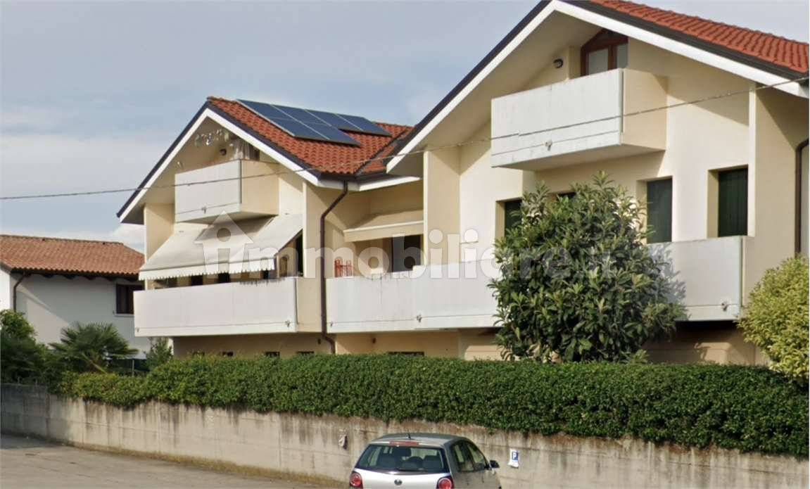 2 غرف نوم شقة في Montebelluna, Italy رقم 270641