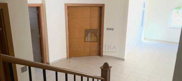 5 bedrooms Villa in Jumeirah Park, UAE No. 8001 20
