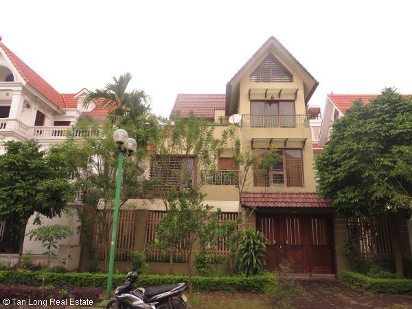 4 Schlafzimmer Villa in Long Bien, Vietnam, Nr. 4733
