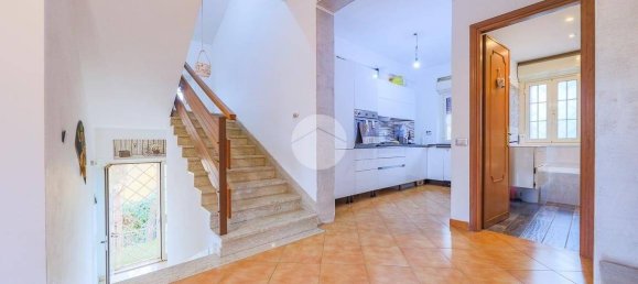 Вилла с 2 спальнями в Тиволи, Италия № 15713 6