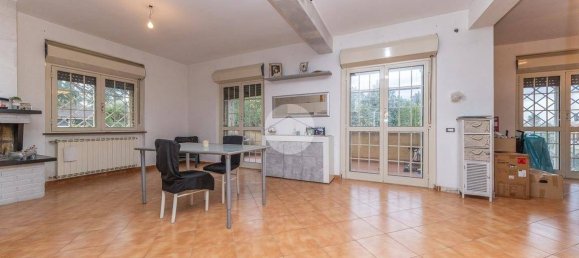 Вилла с 2 спальнями в Тиволи, Италия № 15713 27