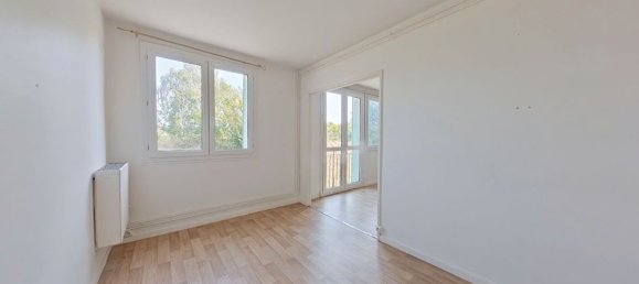 2 bedrooms Apartment in Tours, France No. 93129 2
