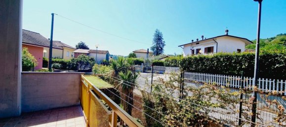 Дуплекс с 5 комнатами в Фолло, Италия № 265189 18