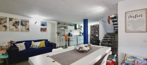 Дуплекс с 5 комнатами в Фолло, Италия № 265189 4