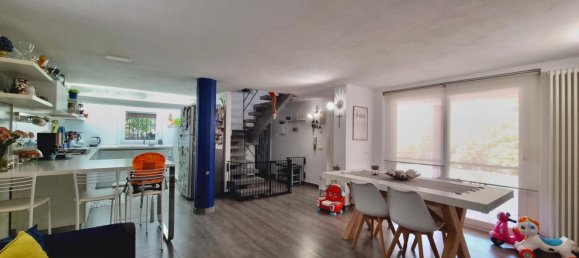 Дуплекс с 5 комнатами в Фолло, Италия № 265189 3