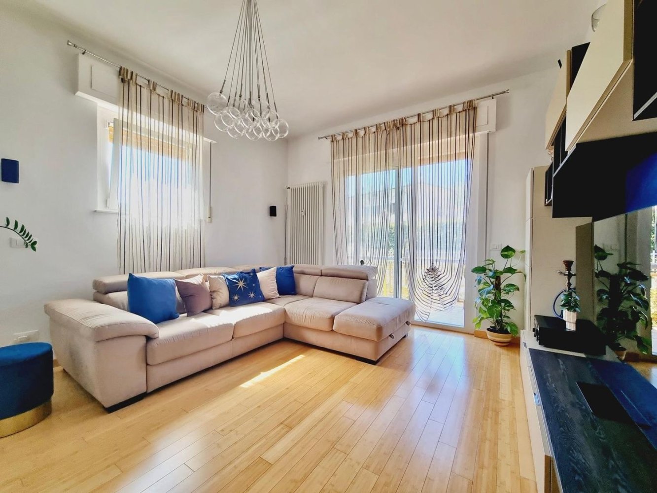 Дуплекс с 5 комнатами в Фолло, Италия № 265189