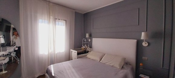 4 rooms Apartment in Empoli, Italy No. 199061 12