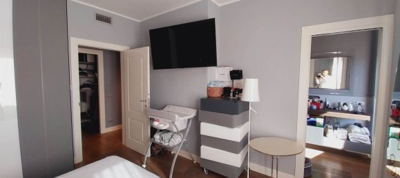4 rooms Apartment in Empoli, Italy No. 199061 14