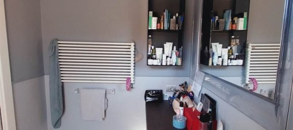 4 rooms Apartment in Empoli, Italy No. 199061 22