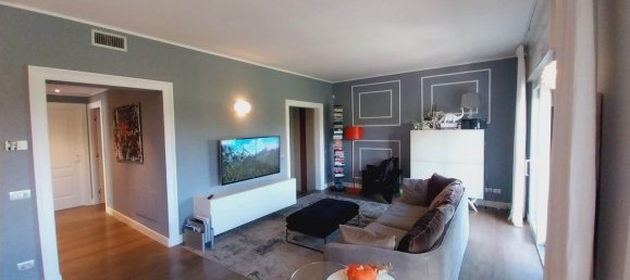 4 rooms Apartment in Empoli, Italy No. 199061 3