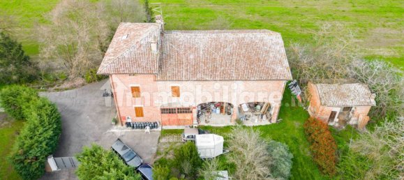 3 bedrooms House in Noceto, Italy No. 131840 11