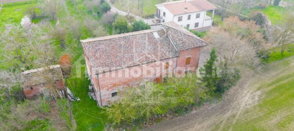 3 bedrooms House in Noceto, Italy No. 131840 15